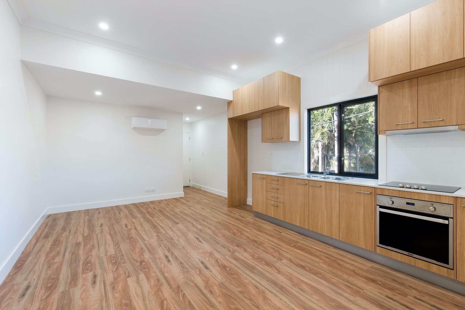 How to Choose Wooden Flooring for an Open-Plan House post thumbnail image